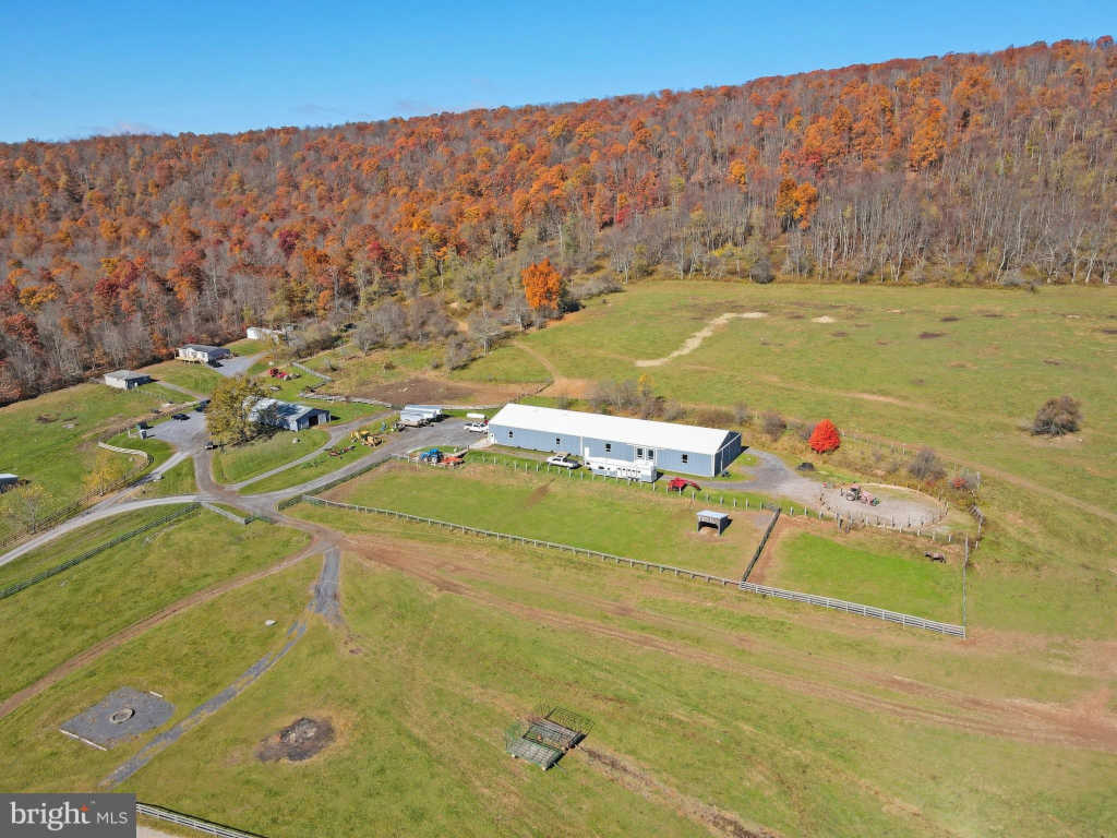 169  Acres Near Mayhew Inn GARRETT HIGHWAY OAKLAND MD 21550