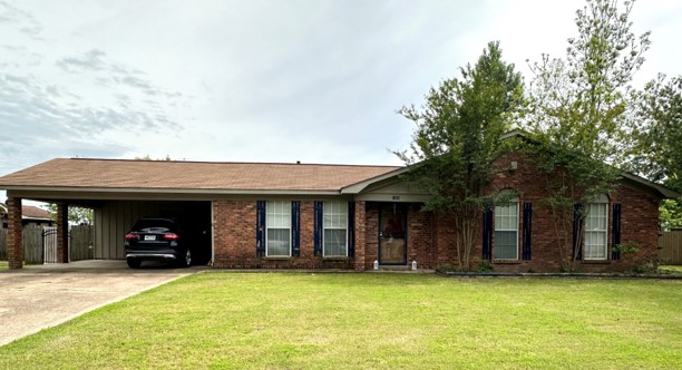 Home in Bolivar County at 1505 Terrace Road in Cleveland, MS