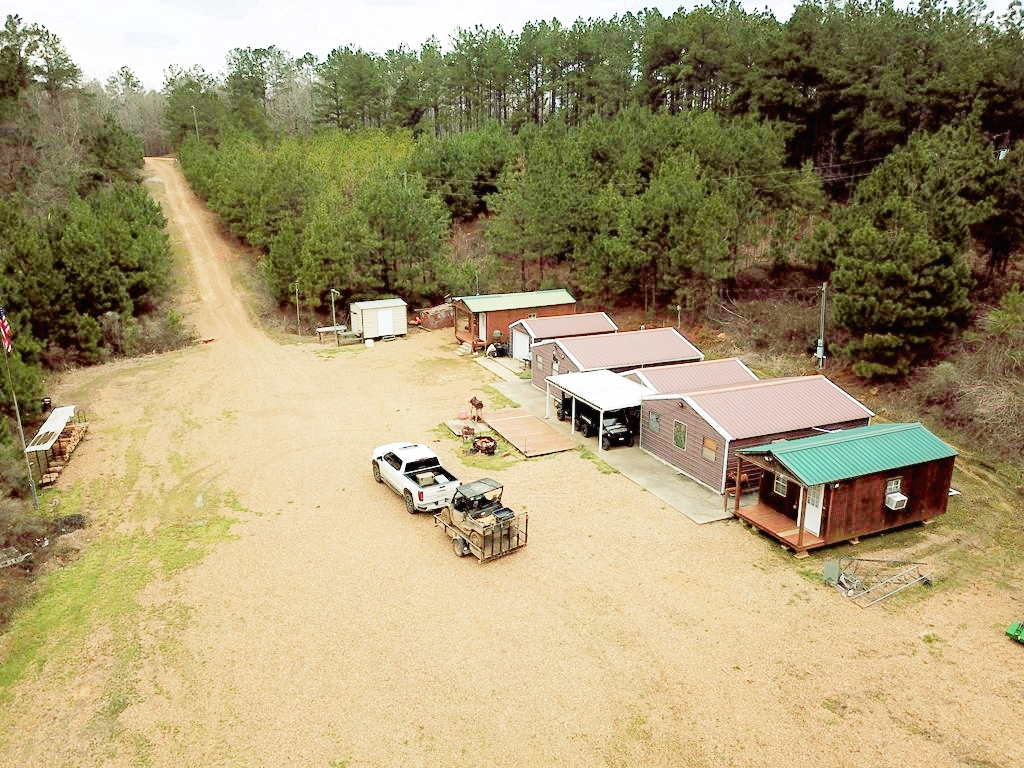 402 Acre Turnkey Hunting Tract/Camp for Sale Adams Co., MS